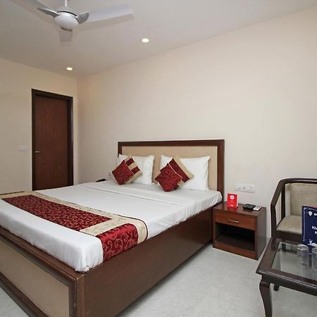 Oyo Hotel Blu Pebbles Near Delhi Airport New Delhi Ngoại thất bức ảnh