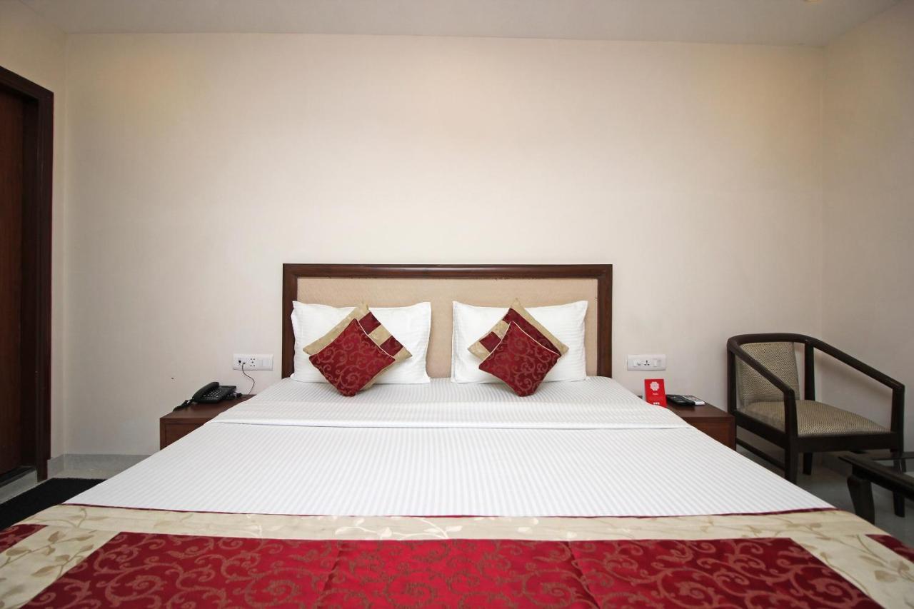 Oyo Hotel Blu Pebbles Near Delhi Airport New Delhi Ngoại thất bức ảnh