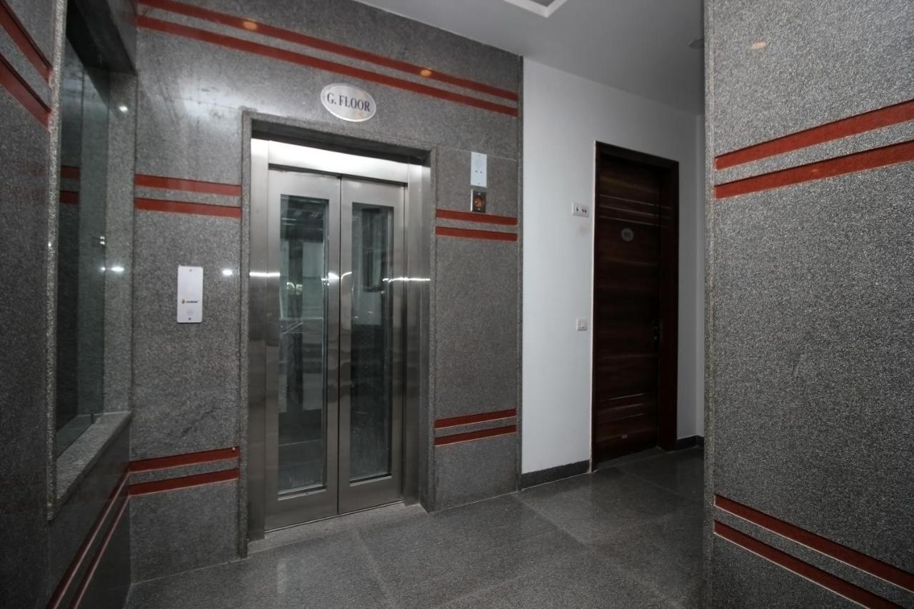 Oyo Hotel Blu Pebbles Near Delhi Airport New Delhi Ngoại thất bức ảnh